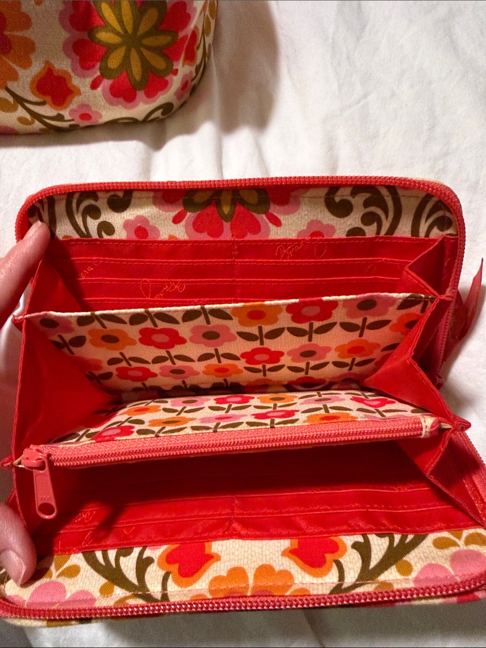 Vera Bradley Pink & Green Floral Shoulder Bag with Wallet - Picture 4 of 4